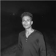 Laureato in Economia Aziendale disponibile per lezioni di matematica,italiano e altre materie a ragazzi dalle elementari-superiori